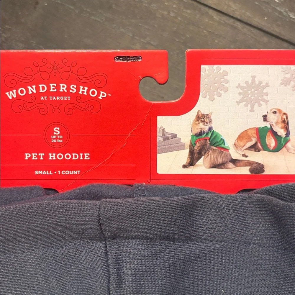 NWT Wondershop Festive Pet Hoodie in Green and Red